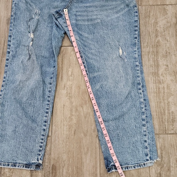 PILCRO High Rise Relaxed Fit Jeans Womens Size 31 Distressed Light Wash Denim - Picture 4 of 12